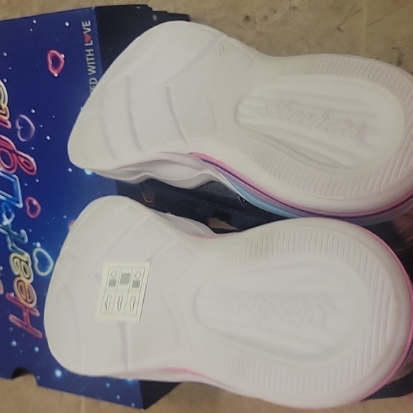 NEW! SKETCHERS Sweetheart Lights Love To Shine High Top Sneaker Ankle Boot 10. - Picture 9 of 10